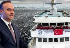 Türk bilim insanları Kuzey Kutbu'ndaki deniz buzu hattına ulaştı! Bakan Kacır: Ekibimiz 3 bin deniz mili yol katetti