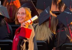 Alina Boz kariyerini diploma ile taçlandırdı! Ünlü oyuncu üniversiteden mezun oldu