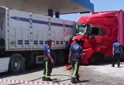 Arı sokunca direksiyon başında bayıldı! Kontrolden çıkan TIR akaryakıt istasyonuna daldı