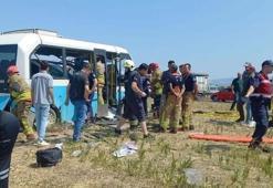Manisa’da feci kaza! İki minibüs çarpıştı, ölü ve yaralılar var