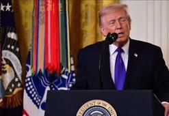 Trump'tan müzakere tehdidi: İran'a çok güçlü askeri müdahaleye hazırım