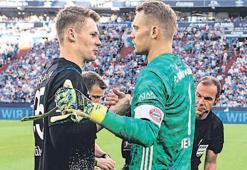 Klonlanmış Manuel Neuer Alexander Nübel