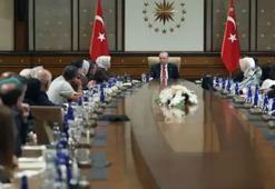 Cumhurbaşkanı Erdoğan, okul saldırısında hayatını kaybeden öğrencilerin aileleriyle görüştü