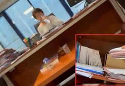 Belediyede rüşvet skandalı! Görüntüler ortaya çıktı: 'Şu araya sıkıştırdım müdürüm'