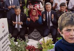 Şehit Eren Bülbül, kabri başında anıldı: 'Sizlere göre 9 yıl geçti, benim için 9 bin yıl geçti'