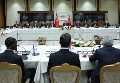 Erdoğan, Süper Lig'e çıkan takımların yönetici teknik heyet ve sporcularını kabul etti