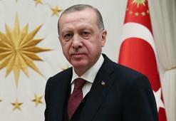 Cumhurbaşkanı Erdoğan'dan AK Parti'nin 25. yılına özel mesaj! 'Çeyrek asırlık dönüşüm hikayesi'