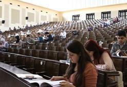 Yeni Üniversiteliler İçin Kampüs Ve Kariyer Rehberi
