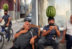 Kafasında karpuzla halay çekiyor, bisiklet sürüyor! Eskişehirli ustanın akılalmaz yeteneği