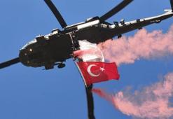 Büyük ilgi topladı! Malazgirt’te jandarma helikopterlerinden müthiş gösteri