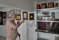 Yıllarca köşe bucak gizledi şimdi sergiliyor! 50 yıllık koleksiyonunda kutsal mekanların izleri bile var