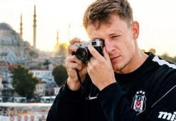 İETT otobüsüyle İstanbul'u keşfediyor
