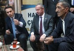 Bakan Bayraktar Hakkari'de vatandaşlarla sohbet etti: Doğunun yükselen yıldızı olacak