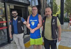 Türk bayrağına saygısızlığın bedeli ağır oldu! İngiliz turist tutuklandı