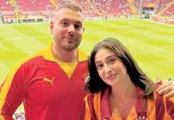 Cim Bom aşkı bambaşka