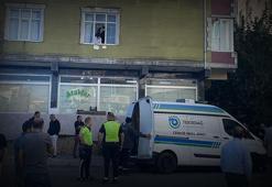 Eşini öldürüp sabaha kadar başında bekledi! Çocuklarına telefon: Annenizi öldürdüm