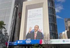 Cumhurbaşkanı Erdoğan'ın yer aldığı COP31 tanıtım afişleri Türkevi'ne asıldı
