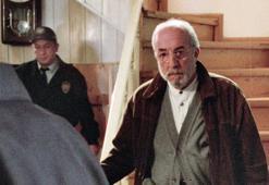 Kozinoğlu soruşturması I Kurtlar Vadisi'nin 'Ömer Baba'sı oyuncu Emin Olcay adliyede