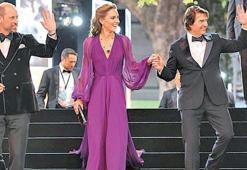 Tom Cruise’dan Prenses Kate’e nezaket eli! Kraliyet ve Hollywood aynı karede!
