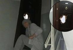 Kapıya önce yumrukla saldırdı, ardından matkapla deldi! 'Eşim ve çocuğum dışarı çıkamıyor'
