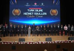 Türk Diline Hizmet ödülleri sahiplerini buldu! Bakan Ersoy'dan ortak Türk alfabesi vurgusu