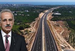 Çeşmeli-Kızkalesi Otoyolu’nda sona doğru! 2,5 saate varan seyahat süresi 18 dakikaya düşecek