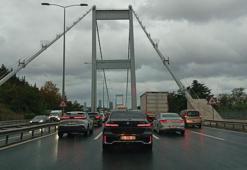İstanbul'da yağış sonrası trafik yoğunluğu!