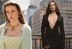 Serenay Sarıkaya podyumda büyüledi, bir bakan bir daha baktı! 'Bambaşka bir seviye'