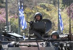 Yunanistan'dan dikkat çeken tatbikat! Kayalıklara asker çıkarma senaryosu