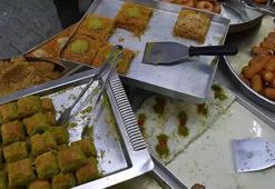 Baklavanın yapılışını akıcı İngilizceyle anlattı, görenler yapay zekâ sandı!