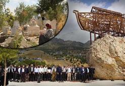 300 yıllık mezarlıkta dikkat çeken buluşma! Dünyanın dört bir yanından Şırnak'a geliyorlar
