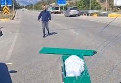 İçinde cenaze bulunan tabut yola düştü