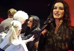 Konserde yürek ısıtan görüntüler! Sıla'ya 101 yaşındaki anneannesinden sürpriz