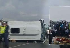 Antalya-Isparta yolunda midibüs devrildi: 5 yaralı