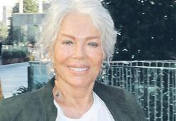 Neşe saçtı