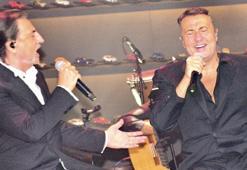 'Çok Akustik' 90'lara götürdü