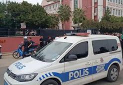 Adana'da okulda dehşet! Ekmek bıçağıyla gelip arkadaşını yaraladı