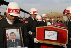 Şehit Piyade Uzman Çavuş Mustafa Aslan, son yolculuğuna uğurlandı