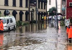 İstanbul'da sel sonrası temizlik ve onarım çalışmaları başlatıldı