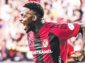 Kartal'da hedef Bayo