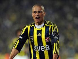 Fenerbahçeli efsane Alex, desteklediği başkanı açıkladı