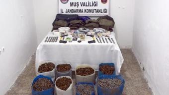 Muş'ta, 25 bin Kalaşnikof mermisi ele geçirildi