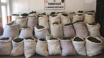 Lice'deki terör operasyonunda 974 kilo esrar ele geçirildi