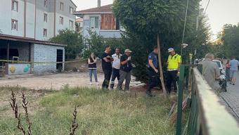 Kötü kokuların geldiği alanda cansız bedeni bulundu