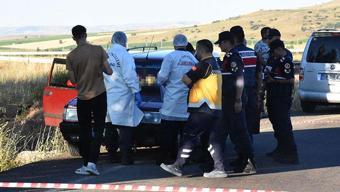 Otomobilde dehşet! Silahla vurulmuş kadın ve erkek cesedi bulundu