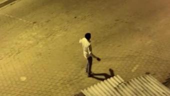 Ferdi Tayfur'un şarkısını gece vakti söyleyen genç sosyal medyada viral oldu