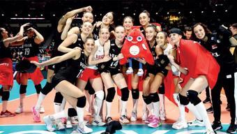 Aç kapıyı Paris Sultanlar geliyor