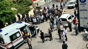 Silvan’da otomobille çarpışan motosiklet sürücüsü yaralandı
