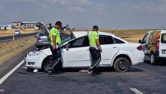 Diyarbakır'da otomobil takla attı: 6 yaralı