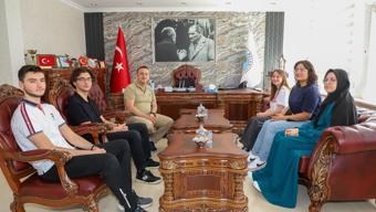 Başkan Ural YKS birincilerini makımda ağırlandı